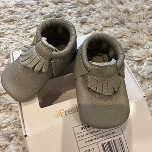 NEW Freshly Picked Stone City Moccasin 2 Baby Gray